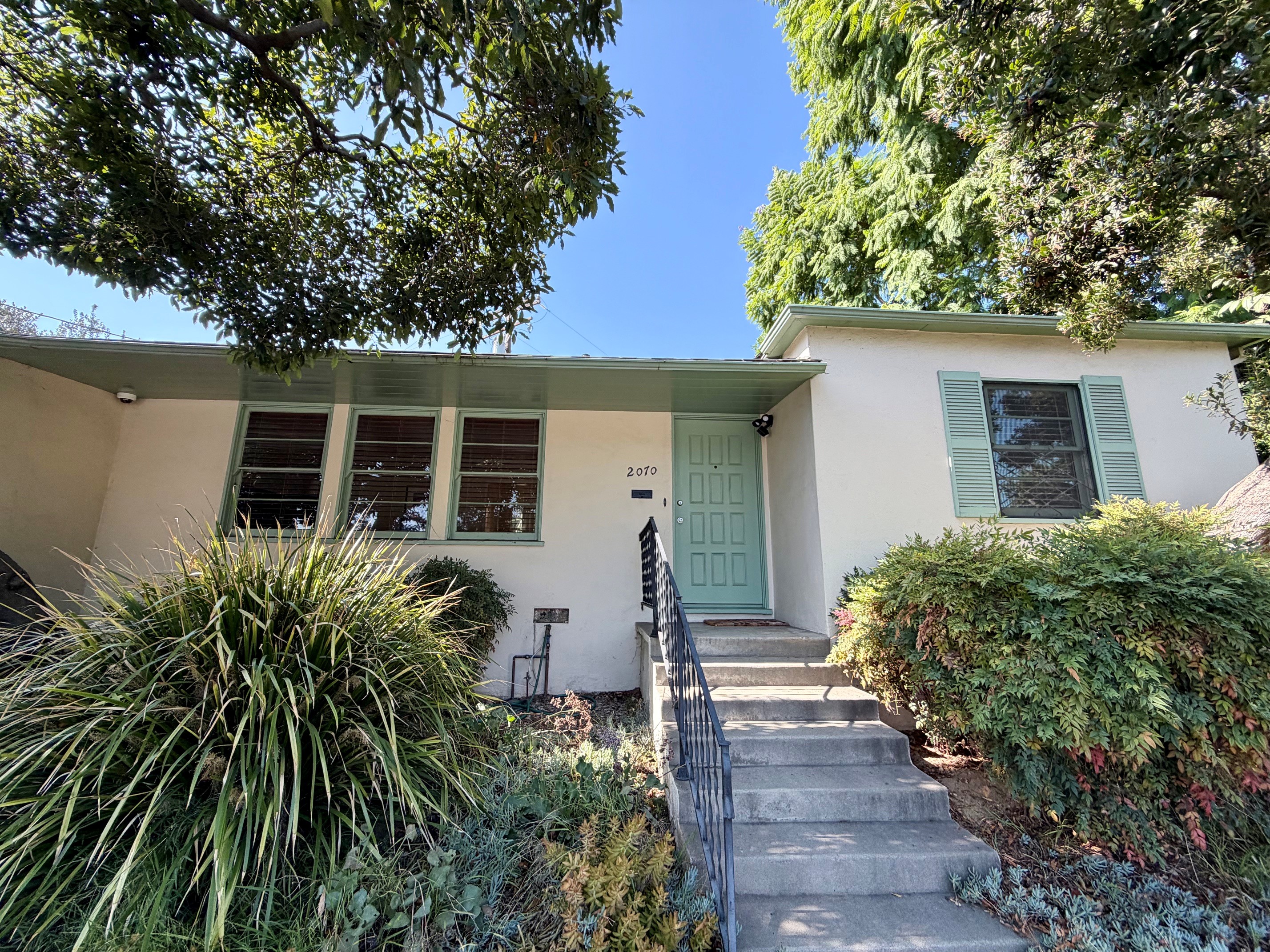 Rental Image